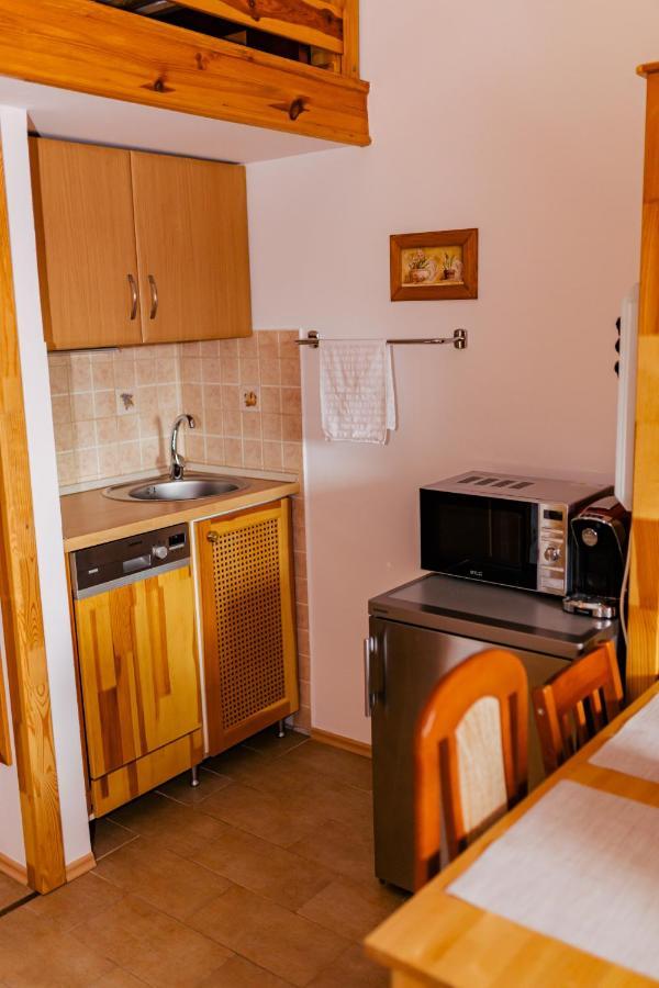 Niki Apartman Gyula Exteriör bild